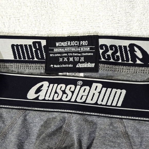 Aussie Bum Briefs in size medium - Picture 2 of 3